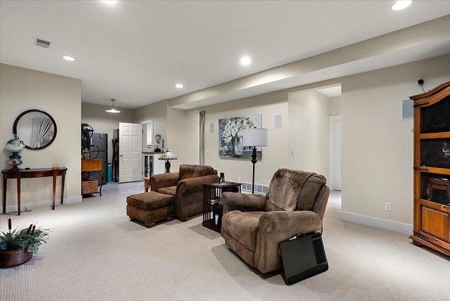 3388 Kayelin Court, Jenison, MI 49428