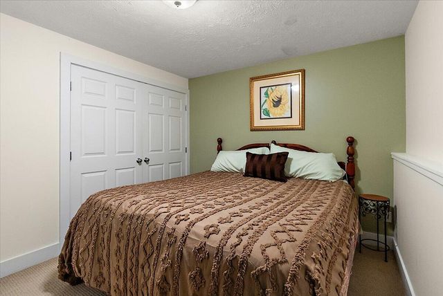 3388 Kayelin Court, Jenison, MI 49428