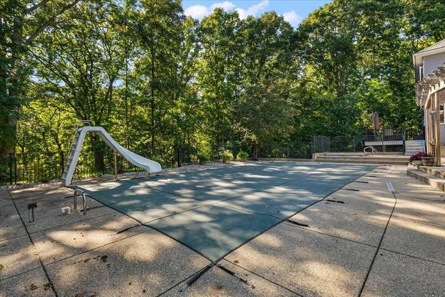 3388 Kayelin Court, Jenison, MI 49428