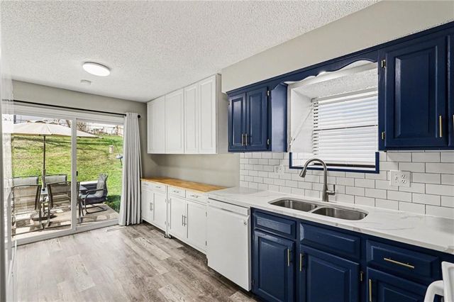 117 SE 2nd Street, Blue Springs, MO 64014