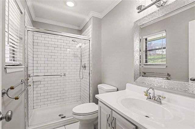 117 SE 2nd Street, Blue Springs, MO 64014