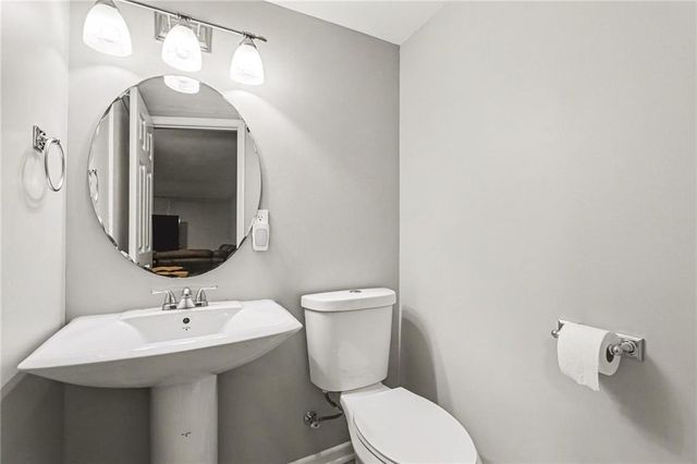 117 SE 2nd Street, Blue Springs, MO 64014