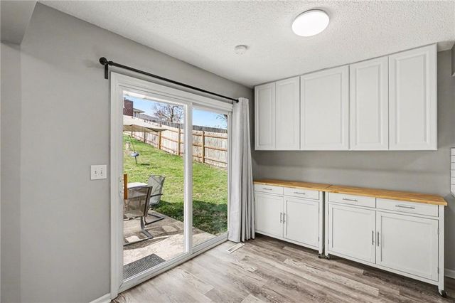 117 SE 2nd Street, Blue Springs, MO 64014