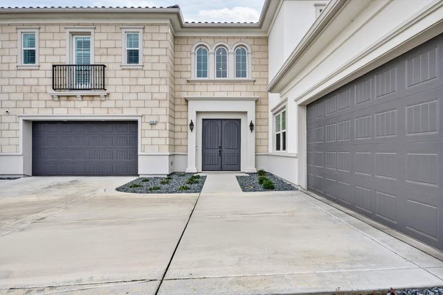 4068 Whitney Vista Lane, Rocklin, CA 95677