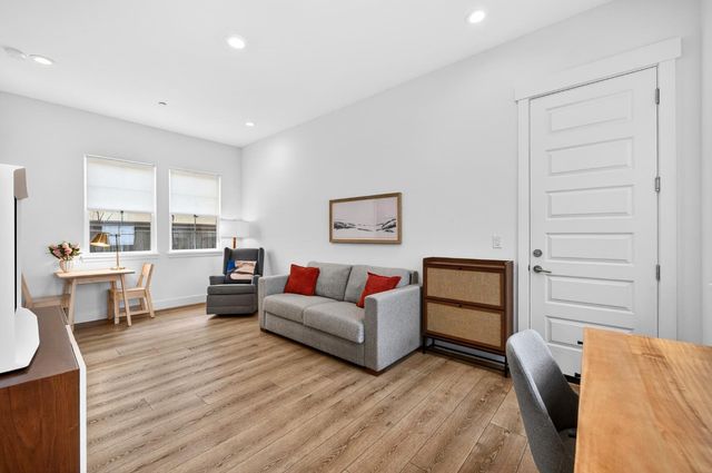 4068 Whitney Vista Lane, Rocklin, CA 95677