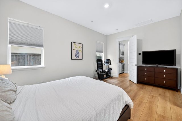 4068 Whitney Vista Lane, Rocklin, CA 95677