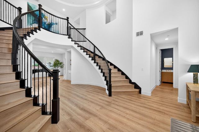 4068 Whitney Vista Lane, Rocklin, CA 95677