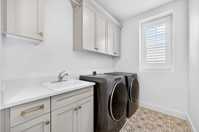 4068 Whitney Vista Lane, Rocklin, CA 95677