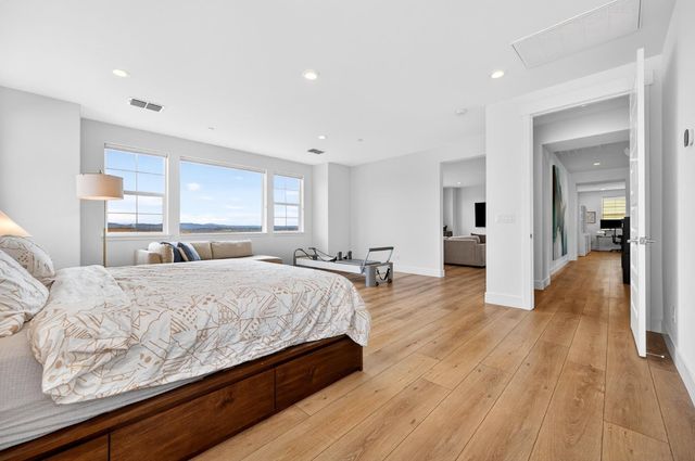 4068 Whitney Vista Lane, Rocklin, CA 95677