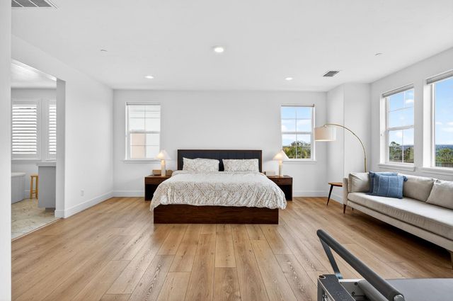 4068 Whitney Vista Lane, Rocklin, CA 95677