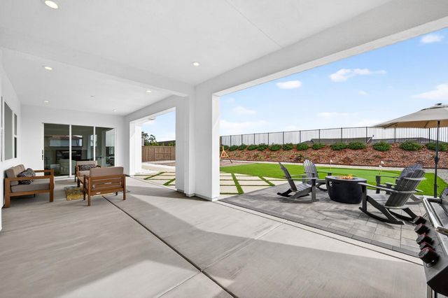 4068 Whitney Vista Lane, Rocklin, CA 95677