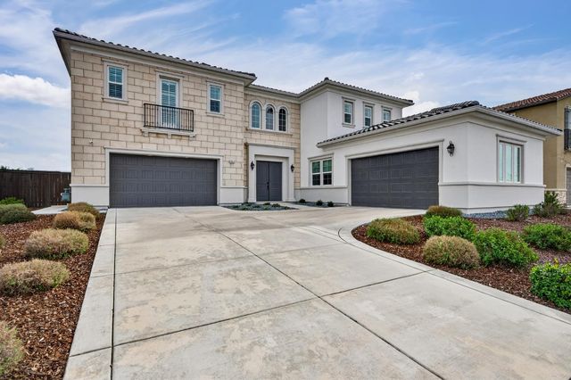 4068 Whitney Vista Lane, Rocklin, CA 95677