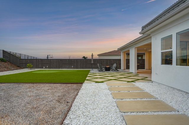 4068 Whitney Vista Lane, Rocklin, CA 95677