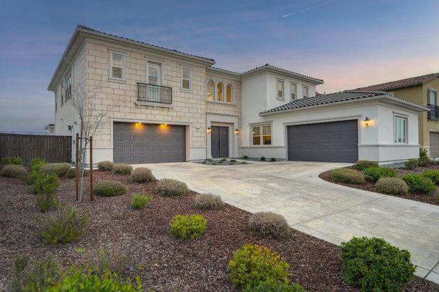 4068 Whitney Vista Lane, Rocklin, CA 95677
