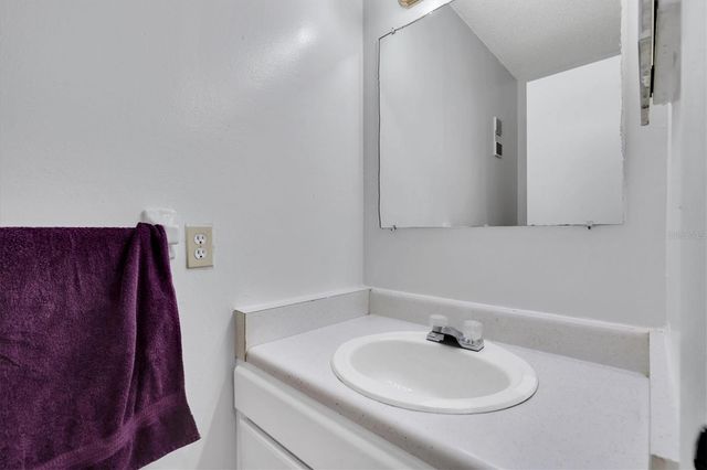 7505 PITCH PINE CIRCLE 122, Tampa, FL 33617