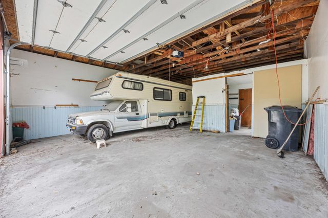 118 2nd Street SW, Hillsboro, ND 58045