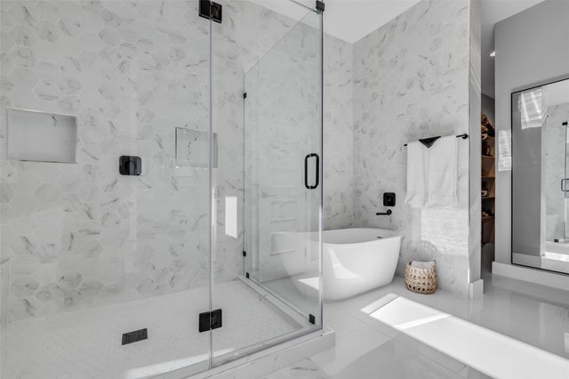 225 Blue Hill Drive, Montgomery, TX 77356