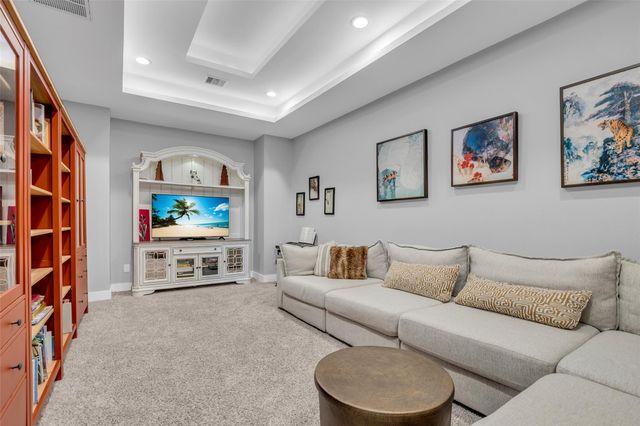 225 Blue Hill Drive, Montgomery, TX 77356