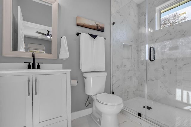 225 Blue Hill Drive, Montgomery, TX 77356