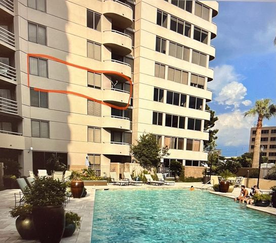 3525 Sage Road 402, Houston, TX 77056