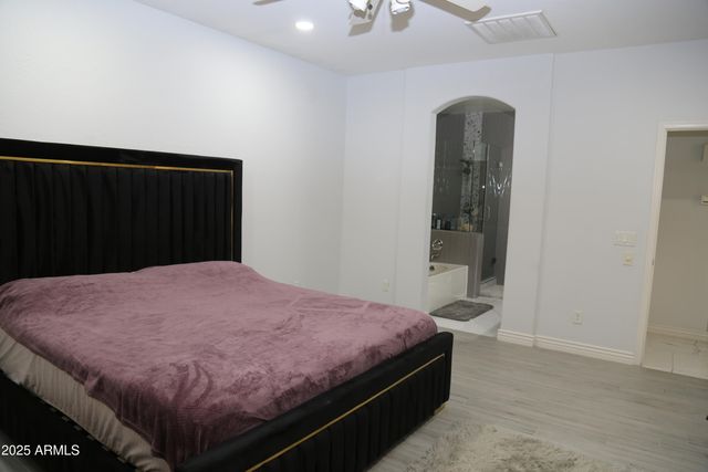 6008 W QUESTA Drive, Glendale, AZ 85310