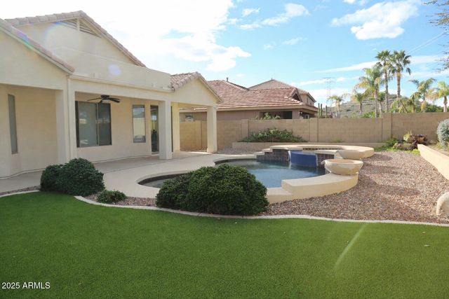 6008 W QUESTA Drive, Glendale, AZ 85310