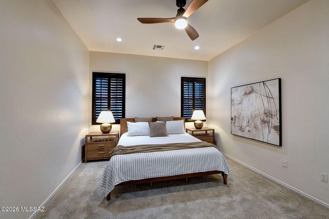 5745 N Winding Woods Place, Tucson, AZ 85718