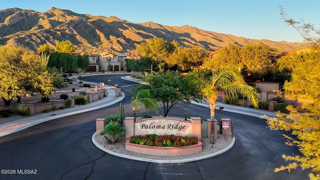 5745 N Winding Woods Place, Tucson, AZ 85718