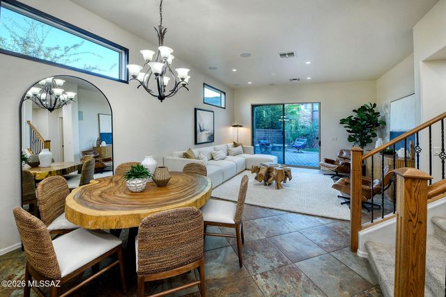 5745 N Winding Woods Place, Tucson, AZ 85718