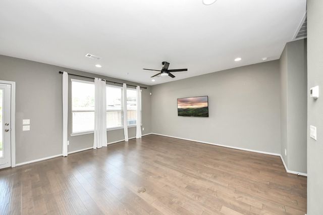 1917 Barrel Oak Drive, Houston, TX 77080