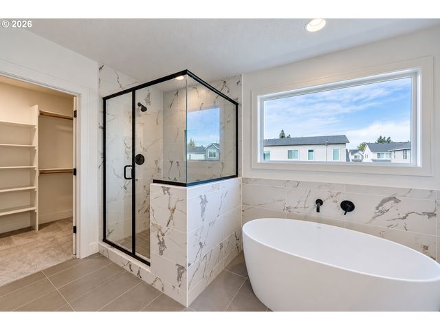 948 Ne 17TH Ave, Canby, OR 97013