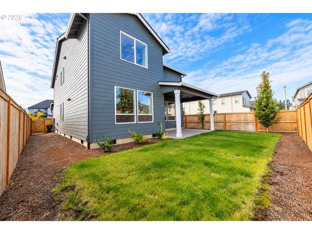 948 Ne 17TH Ave, Canby, OR 97013