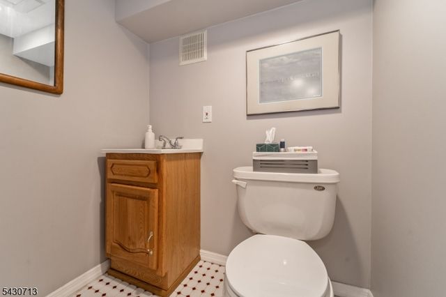 112 Severin Ct, Cranford Twp., NJ 07016