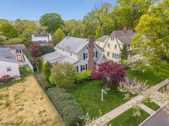 112 Severin Ct, Cranford Twp., NJ 07016