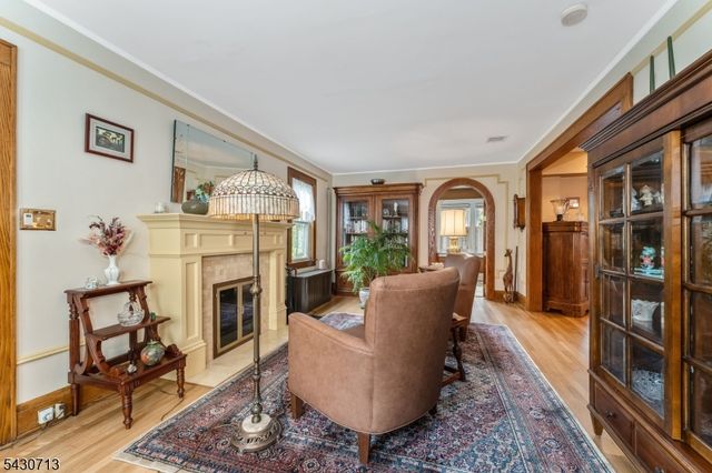 112 Severin Ct, Cranford Twp., NJ 07016