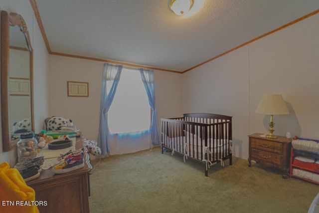 2132 Clinch Valley Rd, Thorn Hill, TN 37881