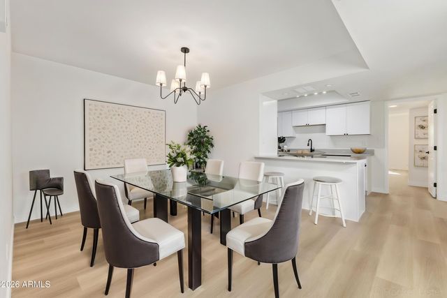 8212 N 33RD Avenue, Phoenix, AZ 85051