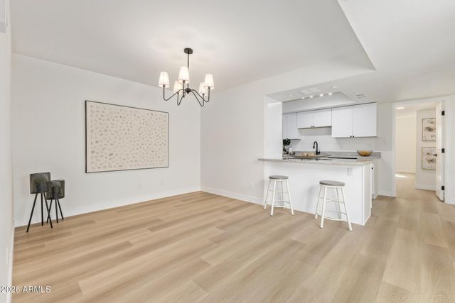 8212 N 33RD Avenue, Phoenix, AZ 85051