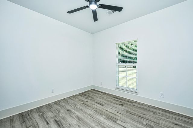 933 Valley Street, Hanahan, SC 29410