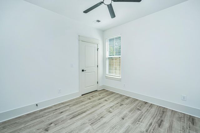 933 Valley Street, Hanahan, SC 29410