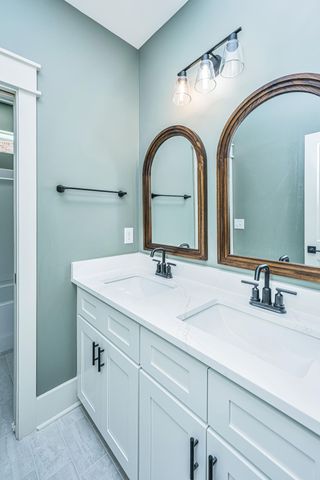 933 Valley Street, Hanahan, SC 29410