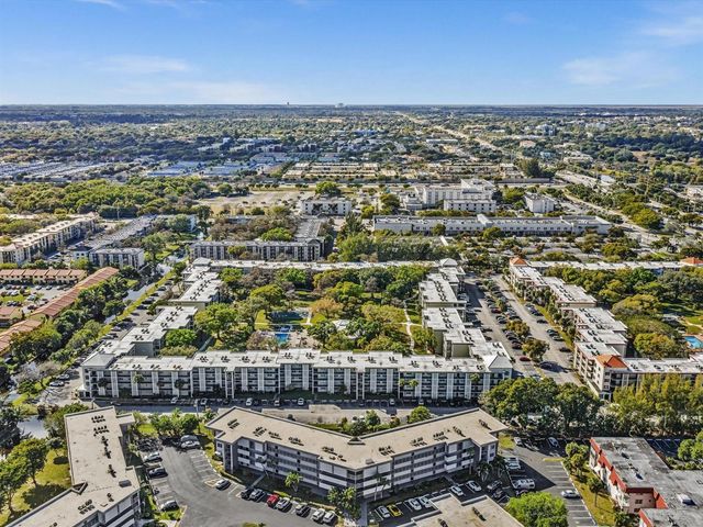 2881 NW 47th Terrace 209, Lauderdale Lakes, FL 33313