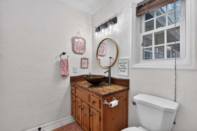 111 Laurel Crossing, Blue Ridge, GA 30513