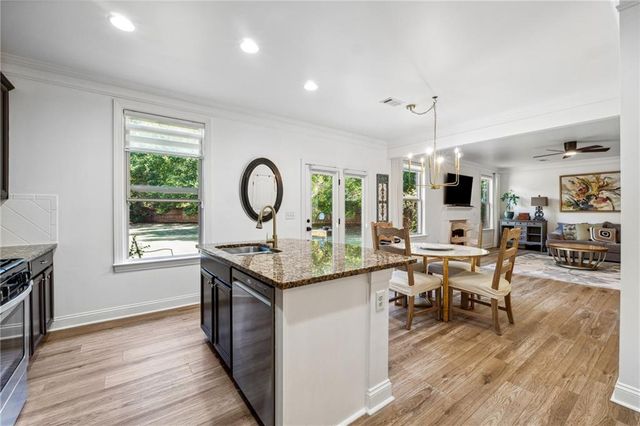 5860 Bluff Heights Drive, Cumming, GA 30040