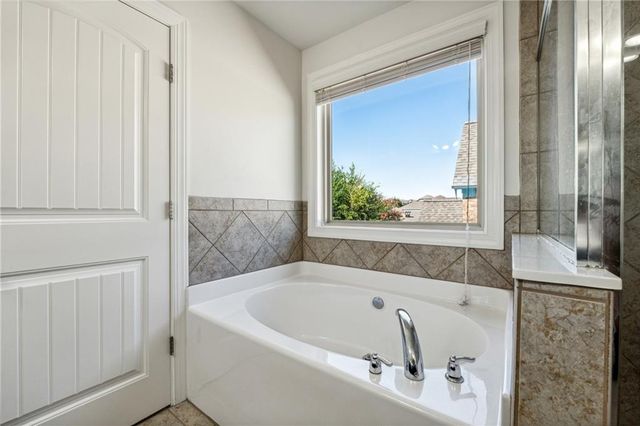 5860 Bluff Heights Drive, Cumming, GA 30040