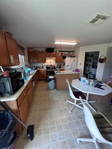 7707 Greenwood Point Drive, Cypress, TX 77433