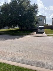 7707 Greenwood Point Drive, Cypress, TX 77433