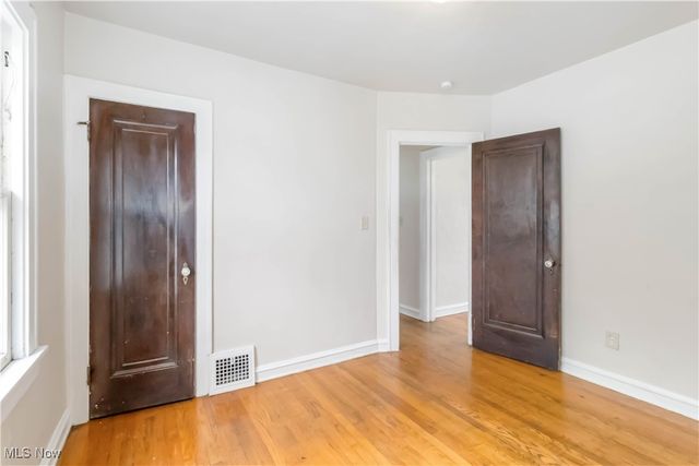 3474 Raymont Boulevard, University Heights, OH 44118