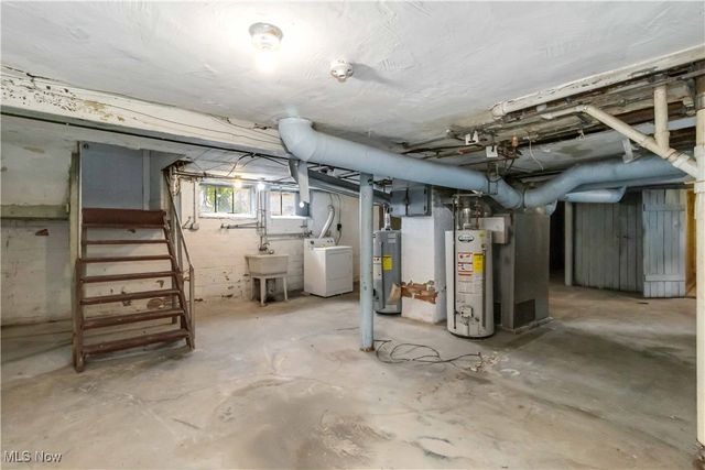 3474 Raymont Boulevard, University Heights, OH 44118