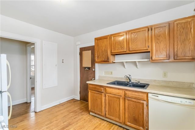 3474 Raymont Boulevard, University Heights, OH 44118